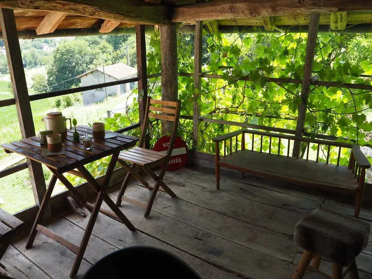 منزل للإقامة Le Chatel En Beaujolais Valsonne